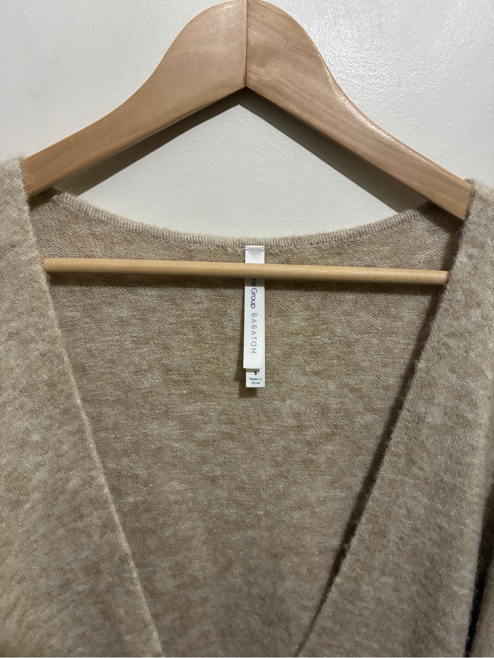 Aritzia Group by Babaton Bandini Wrap Sweater Size Small Wool Tan - Picture 4 of 10